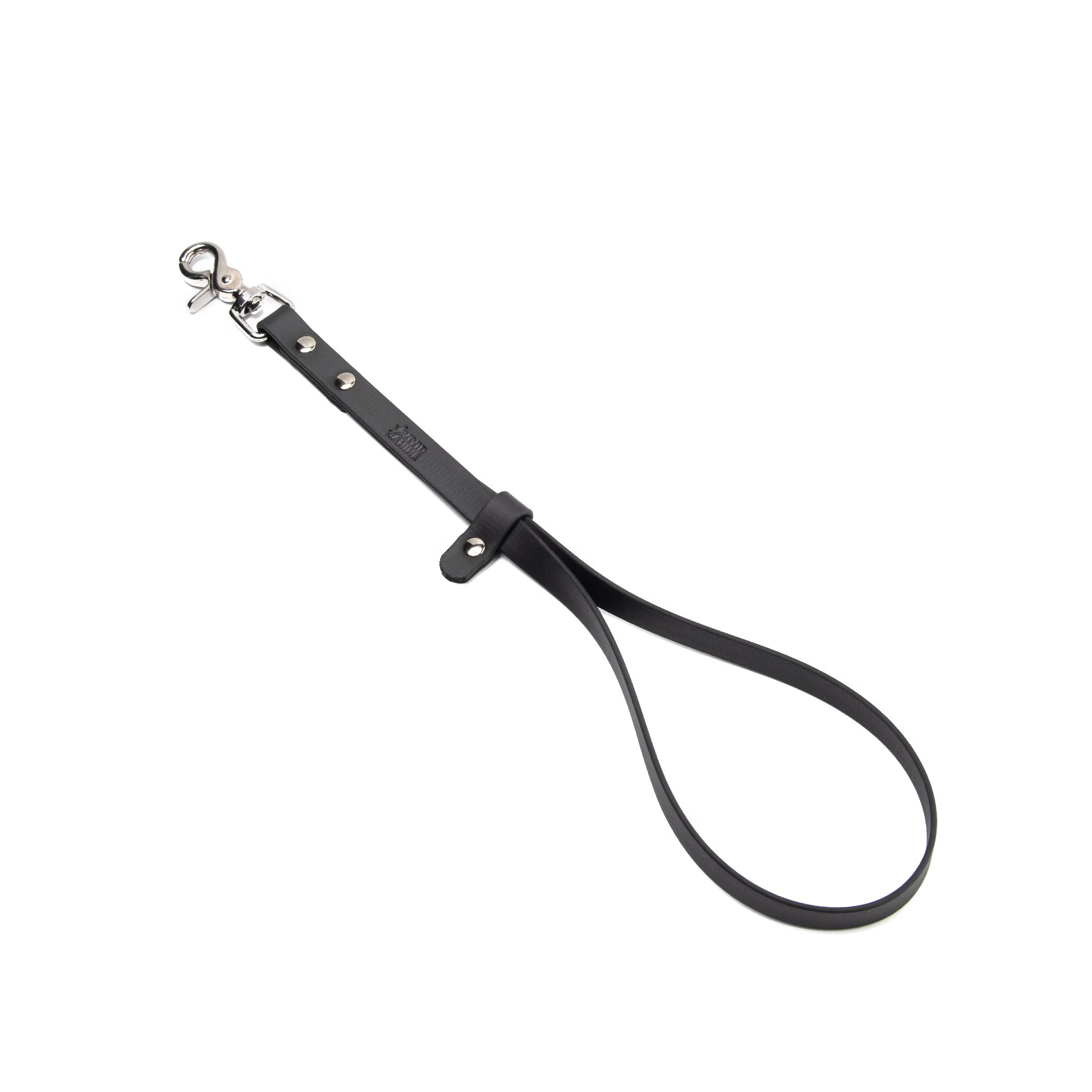 BioThane grooming loop hardware detail showing chrome trigger snap